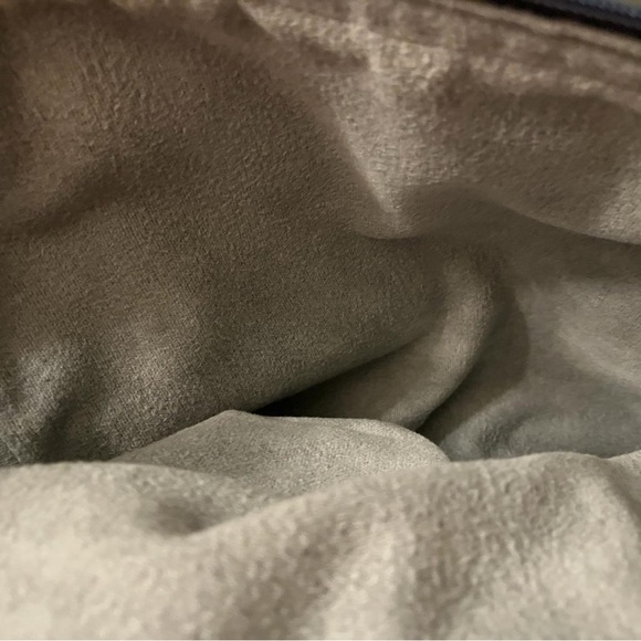 Authentic Burberrys Large travel Bag - Picture 9 of 12